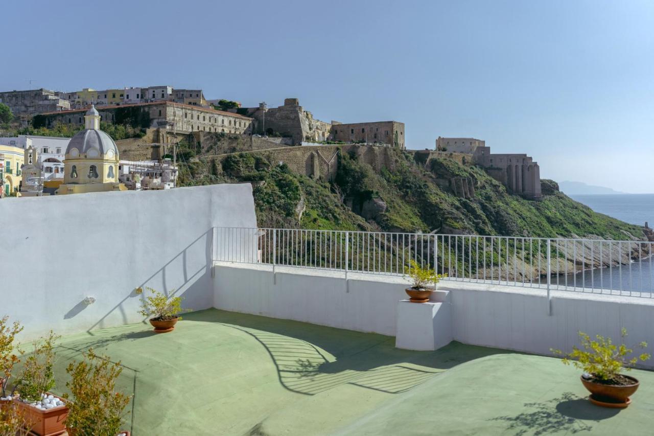 Torretta Corricella- Torretta Apartment Procida Exterior photo